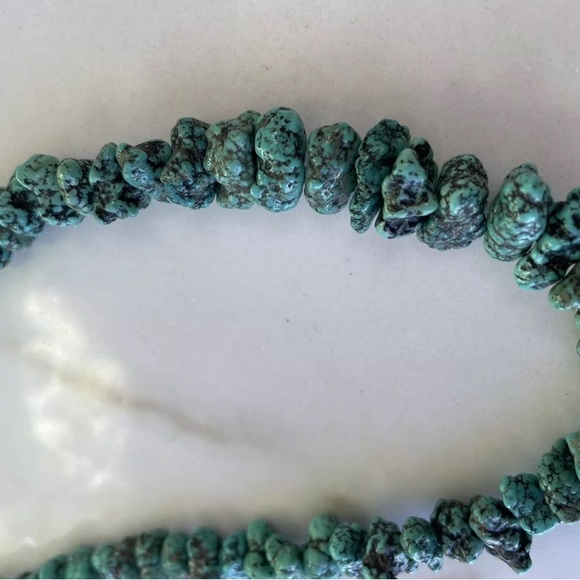 Raw Turquoise rock necklace Native American Jewelry Vintage Antique Beautiful - Picture 4 of 5